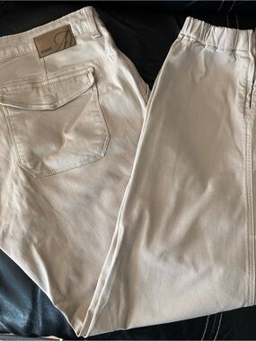 NWOT Mavi Ivy Slim Women’s Cargo Pants in Cashmere Twill - Size 33
